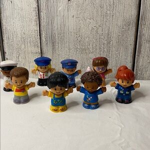 Fisher Price Little People Lot set of 8